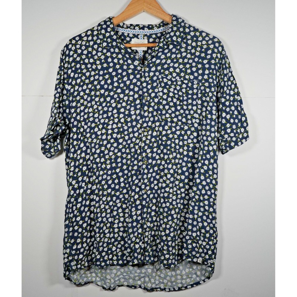 Sovereign Code Shirt Size Large Navy Blue Floral Rayon Logo Beach‎ Resort